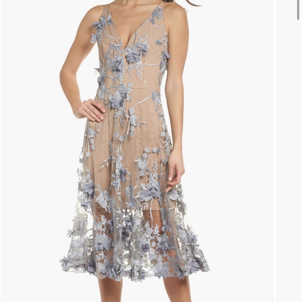 EUC Dress the Population Cocktail Dress size Large nude light blue wedding